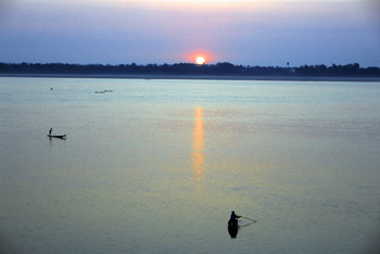 champasak�̃��R���쒩��