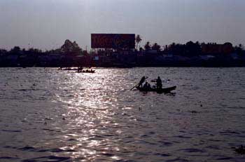 �J���g�[�̃��R���� width=